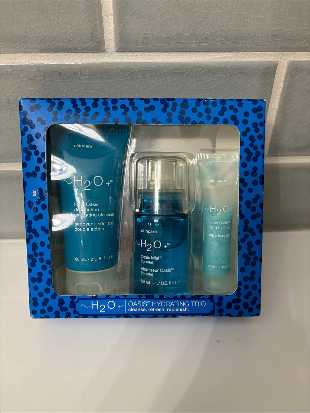 H2O+ Oasis Hydrating Trio skincare set -new